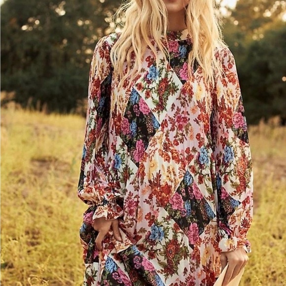 Anthropologie women’s large Shara Pleated  Dress Patchwork Floral - Picture 3 of 15